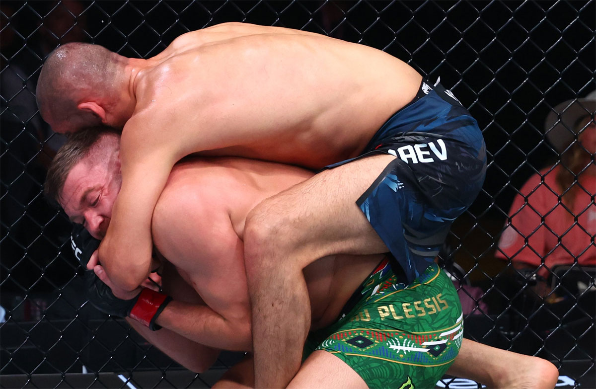 Хамзат Чимаев Дрикус дю Плесси