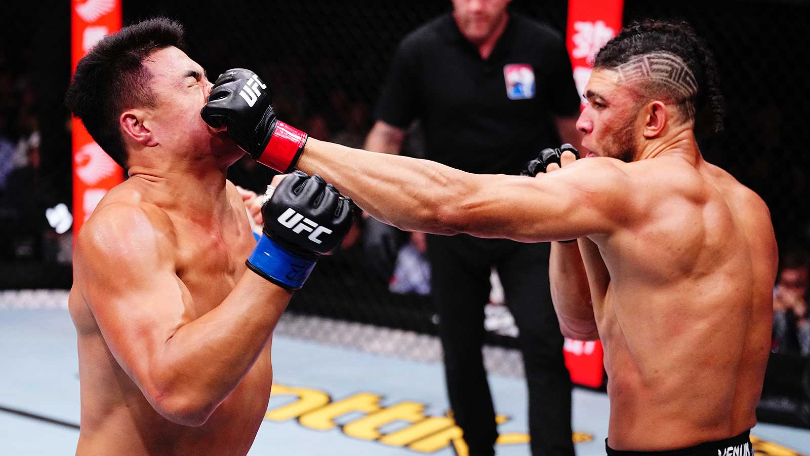 Джонни Уокер сенсационно нокаутировал Чжана Минъяна