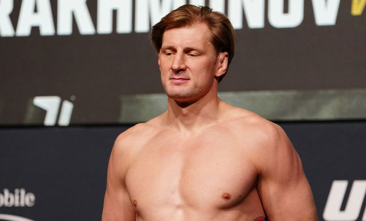 Александр Волков